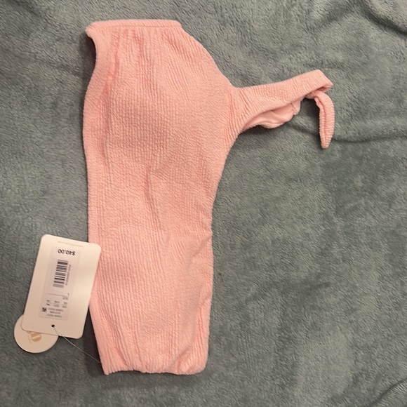 Bikini Dillard’s Small bottom Large top - Picture 3 of 8